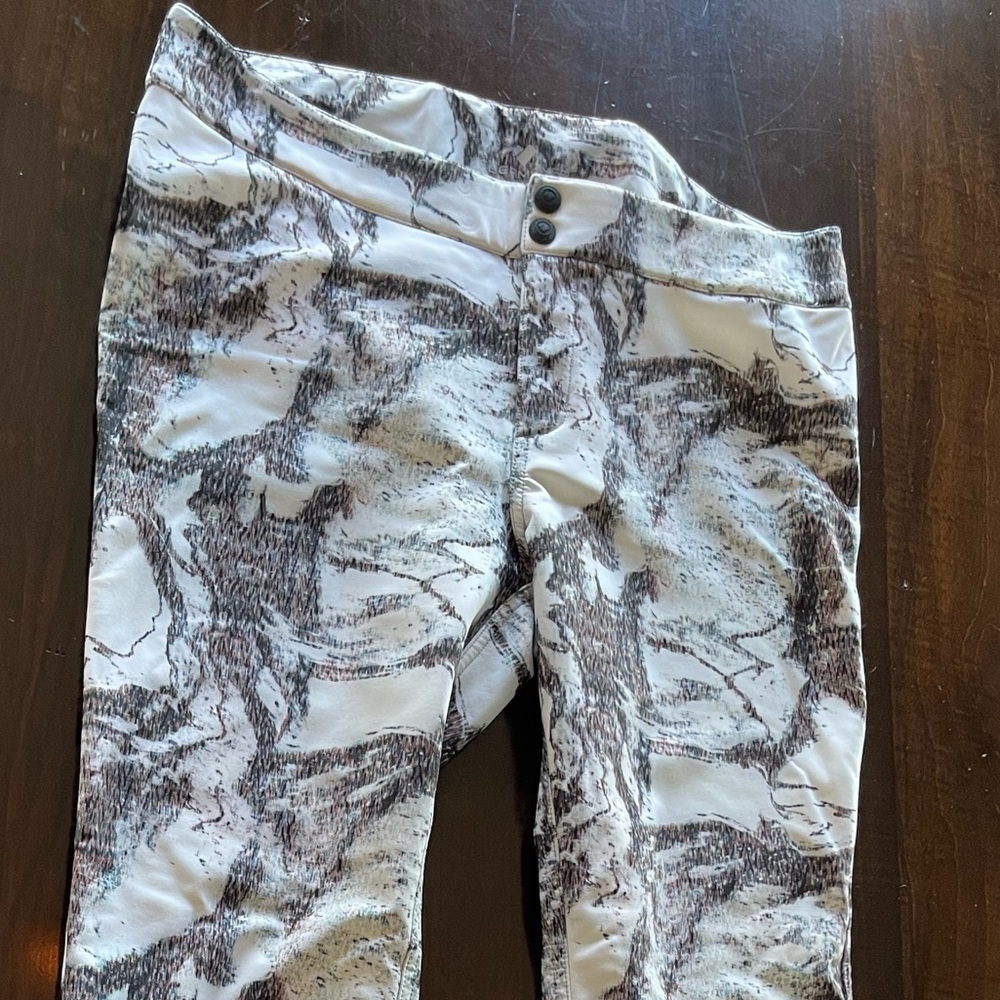 COPY - OBERMEYER WOMENS SKI PANTS SIZE 12.